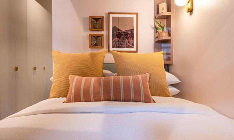 1 Bedroom Property for Sale in Sea Point Western Cape